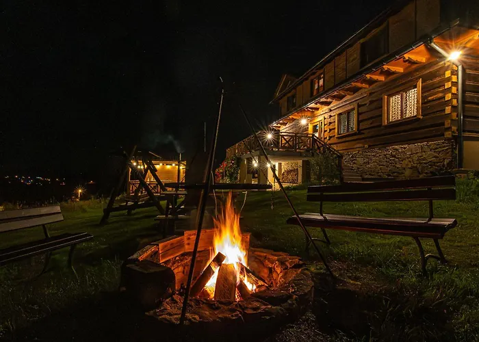 Gora Fiedora Nyaraló *