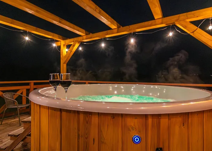 Gora Fiedora Nyaraló *